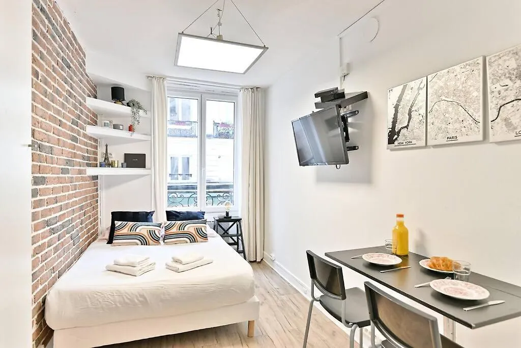 Petit Confortable Et #marais - Ii Apartment Paris
